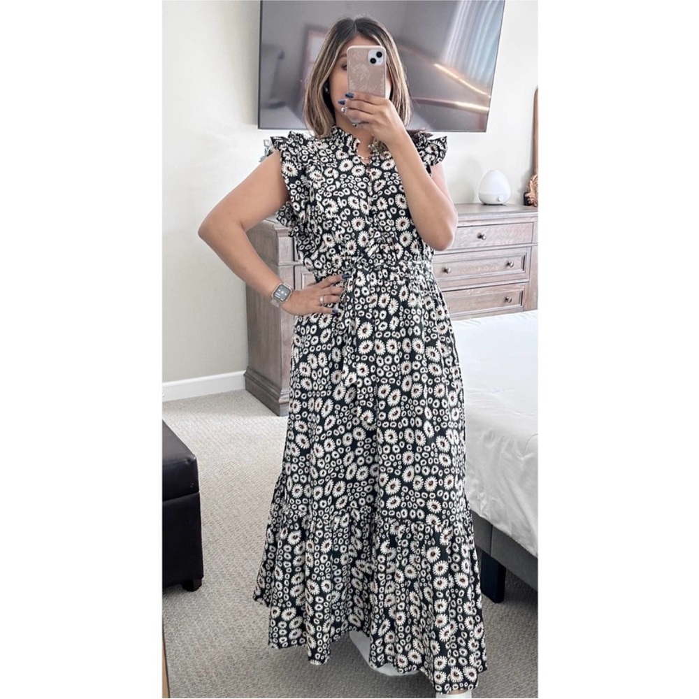 Outerknown Canyon Dress In Pitch Black Wild Daisy